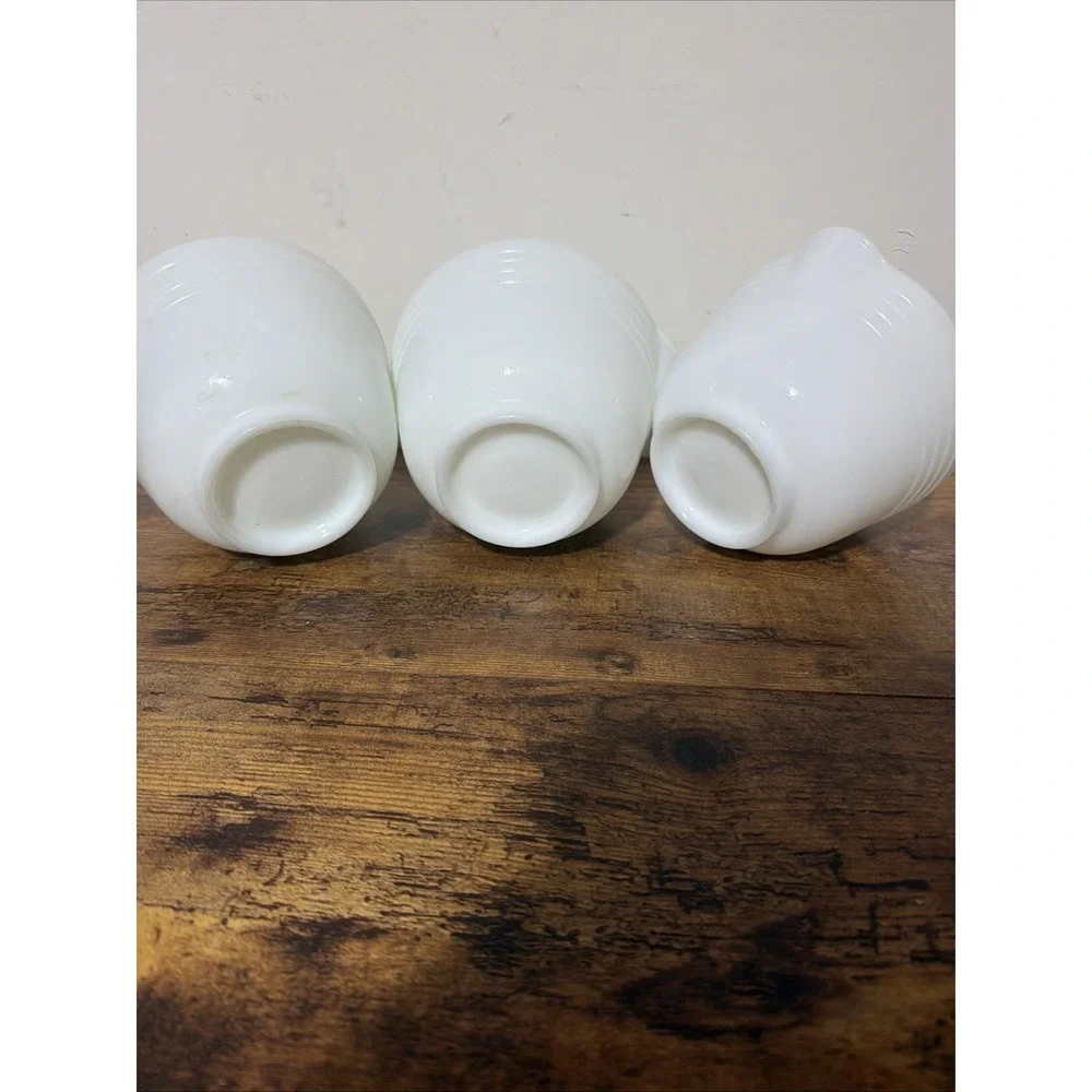 3 PYREX  Milk Glass Mixing Bowls Vintage 40s Hamilton Beach White Pour Spout USA